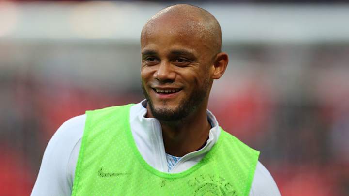 WATCH: Vincent Kompany Celebrates Man City's EPL Title at Local Pub
