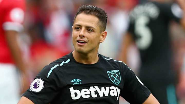 ​¡SUFRE CON SU EX! | Chicharito, sin fortuna ante el Manchester United