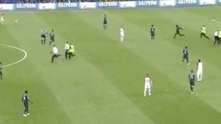 Watch: Pitch Invaders Interrupt Play Between France and Croatia During World Cup Final