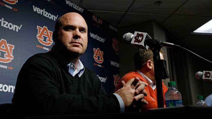 Report: Auburn Offensive Coordinator Chip Lindsey Won't Return, Likely Joining Les Miles at Kansas