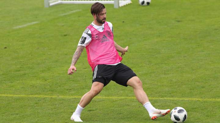 Report: Everton Eyes Germany Left Back Marvin Plattenhardt