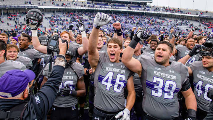 Northwestern Offers Undergrads Free Tickets, Transportation to Big Ten Championship Game