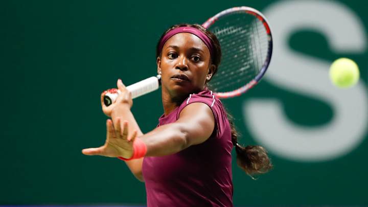 Sloane Stephens, Angelique Kerber Get Three-Set Wins at WTA Finals