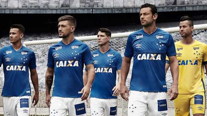 PHOTOS: Brazilian Sides Gremio & Cruzeiro Release Stunning New Kits Amid Copa Libertadores Action PHOTOS: Brazilian Sides Gremio & Cruzeiro Release Stunning New Kits Amid Copa Libertadores Action
