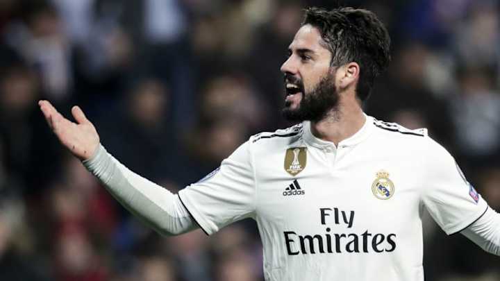 Father of Real Madrid Attacker Isco Meets With PSG's President to Discuss Potential Deal Father of Real Madrid Attacker Isco Meets With PSG's President to Discuss Potential Deal