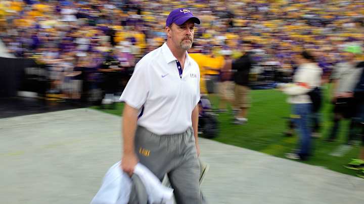 Report: LSU Offensive Analyst Steve Kragthorpe Punched In Pacemaker After Game vs. Texas A&M