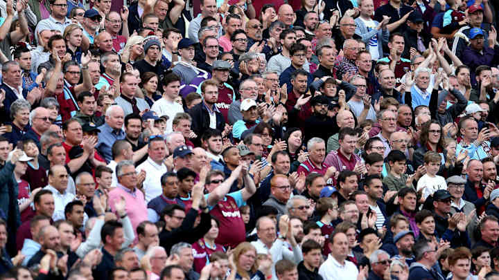 'Please No': West Ham Fans React to Rumours Linking Club With Venezuelan Forward