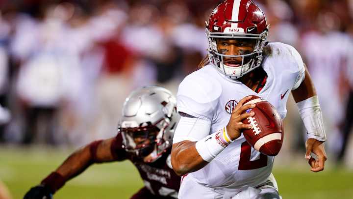 Alabama, Clemson, Notre Dame Remain Atop College Football Playoff Rankings Alabama, Clemson, Notre Dame Remain Atop College Football Playoff Rankings