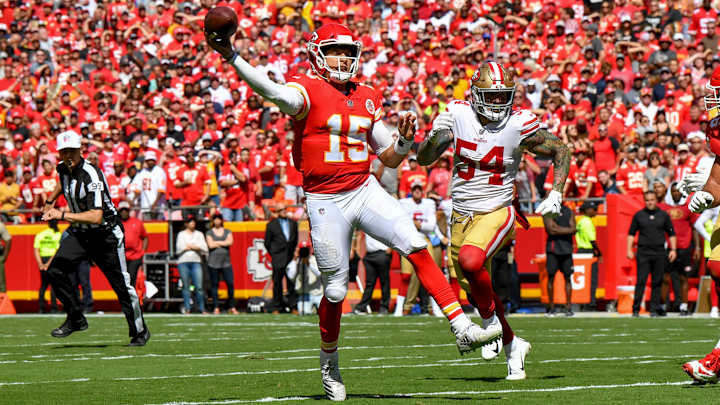 Monday’s Hot Clicks: Patrick Mahomes Has Been Making Circus Throws Since High School