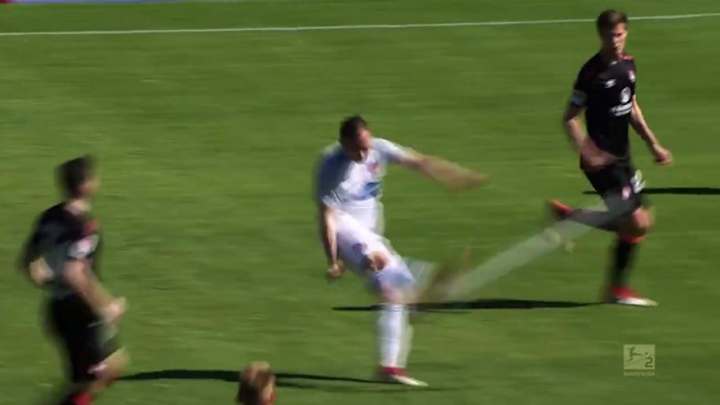 LOCURA: En la Bundesliga B imitaron el famoso gol de Zlatan Ibrahimovic en su debut en la MLS