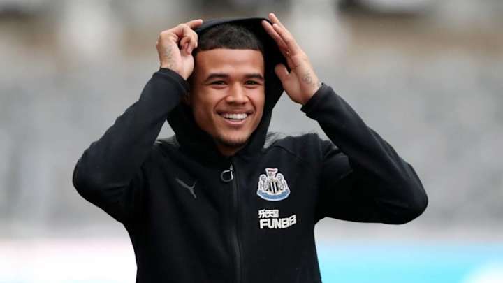Newcastle Fans React to Brilliant Kenedy Social Media Post Aimed at Owner Mike Ashley