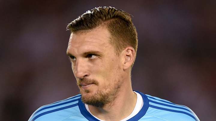 BOMBAZO | La inesperada declaración de Angelici sobre Armani