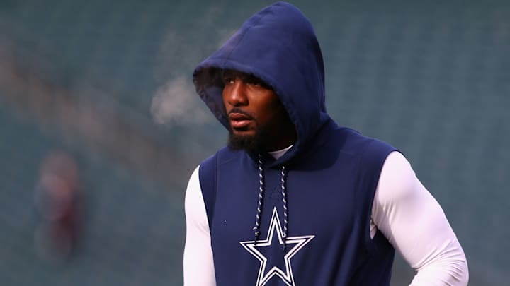 Dez Bryant Calls Former Teammate Sean Lee a 'Snake,' Blasts Cowboys on Twitter