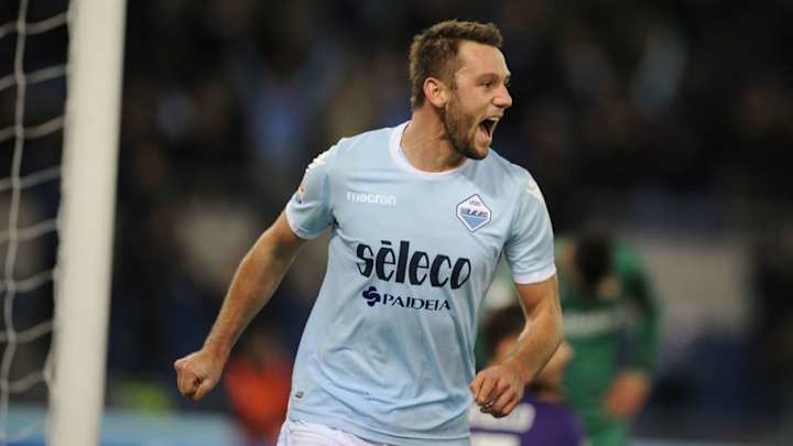 Stefan De Vrij Stalls on Inter Move As Barcelona Prepare to Join Race for Dutch Defender Stefan De Vrij Stalls on Inter Move As Barcelona Prepare to Join Race for Dutch Defender