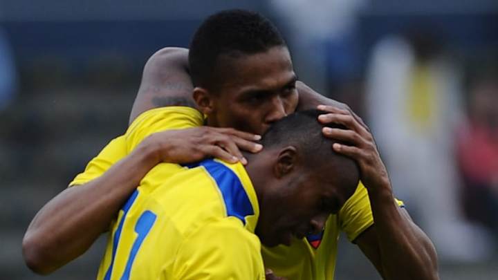 ​IMBORRABLE | Valencia no olvida a Chucho Benítez y visitó su tumba