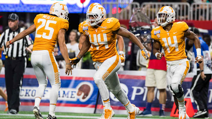 Tennessee Defensive End Ryan Thaxton Dismissed From Program Following Domestic Assault Arrest