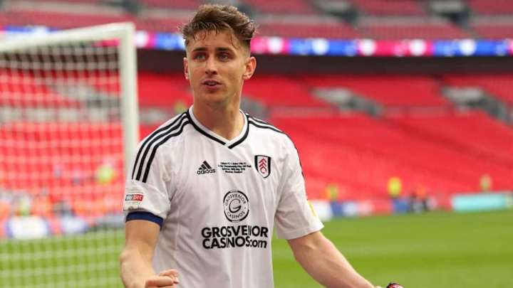Fulham Captain Tom Cairney Signs New 5-Year Deal With Cottagers Following Premier League Promotion