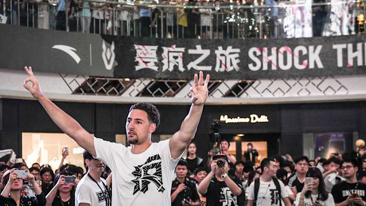 Thursday's Hot Clicks: China Klay Was Ready to Rumble After a Dirty Foul