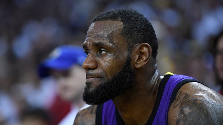 Lakers List LeBron James as Day-to-Day Due to Groin Injury