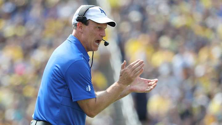 Wednesday’s Hot Clicks: Air Force Head Coach Keeping Defensive Coordinator’s Identity Secret