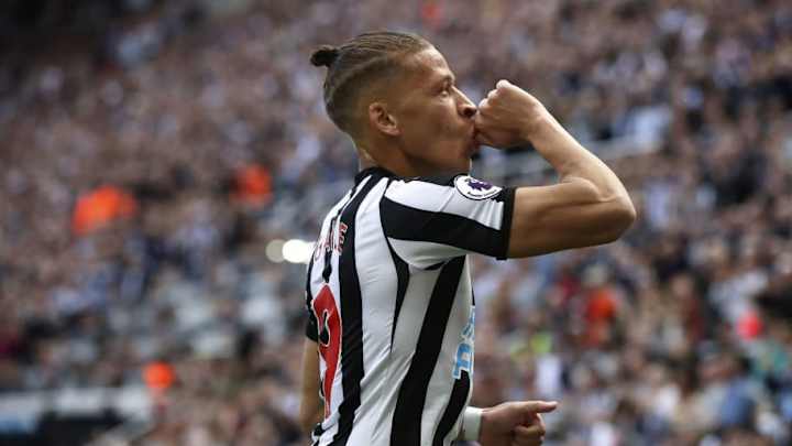 Newcastle Fans Call for Club to Sign Relegated Midfielder in Dwight Gayle Swap Deal