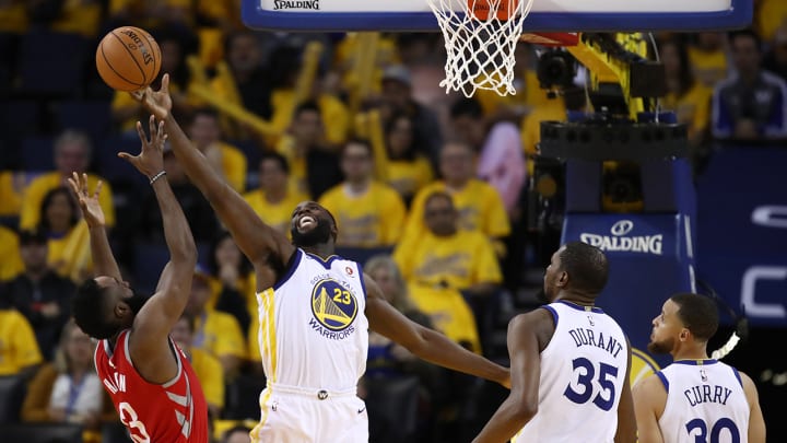 Warriors' Defense and Stephen Curry's Hot Shooting Overwhelm Rockets in Game 3 Blowout Warriors' Defense and Stephen Curry's Hot Shooting Overwhelm Rockets in Game 3 Blowout