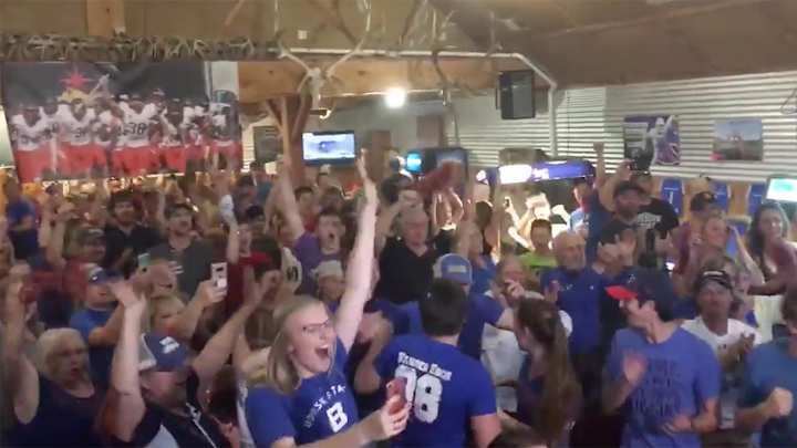 Watch: Here's How Riggins, Idaho Reacted When Leighton Vander Esch Got Drafted Watch: Here's How Riggins, Idaho Reacted When Leighton Vander Esch Got Drafted