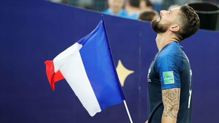 Olivier Giroud Aiming to Fight for His Place in Chelsea's Starting XI Despite Marseille Talks