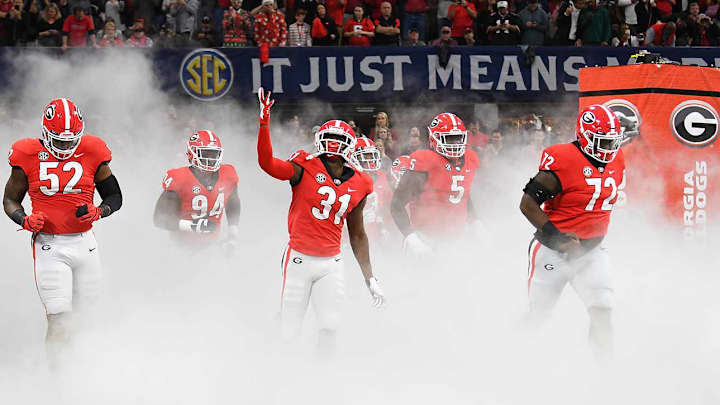 National Signing Day 2019: Five-Star Linebacker Nakobe Dean Commits to Georgia