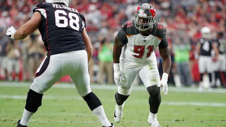 Lions Release Robert Ayers Just One Day After Signing the Veteran DE