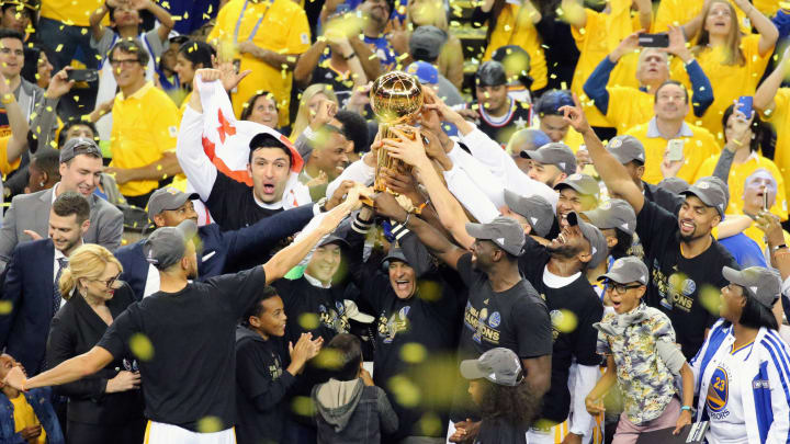 Warriors, Rockets Favorites to Win NBA Title