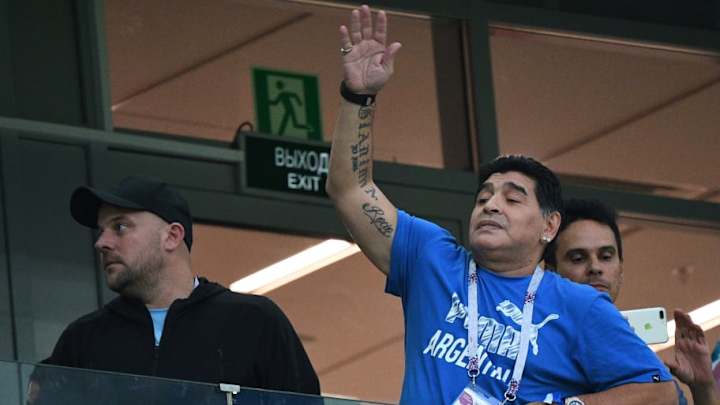 Maradona: "Si no hubo golpes en el vestuario, es porque no tenemos huevos"