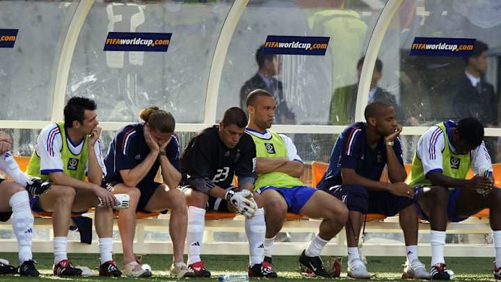 World Cup Countdown: 4 Weeks to Go -Lemerre's France Show Their Age as Les Bleus Flop in 2002