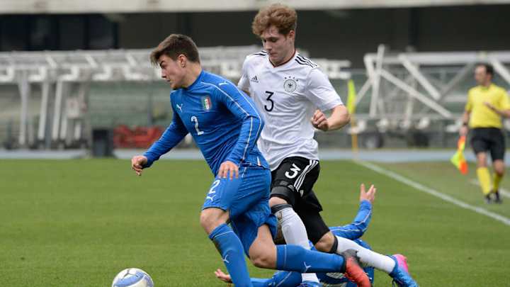 Bayern Munich Signs 16-Year-Old Fullback Louis Poznanski From Werder Bremen