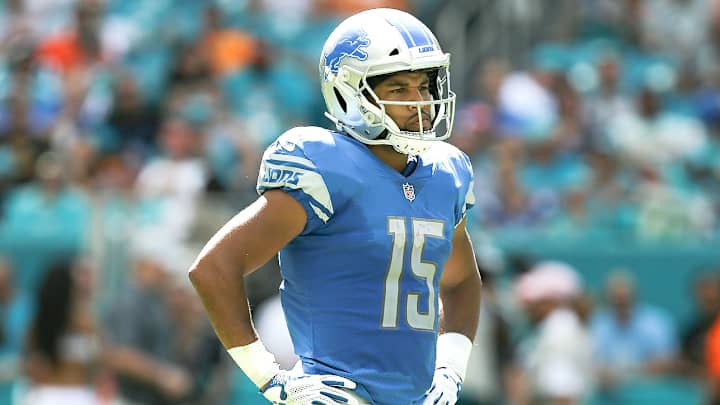 Week 10 Fantasy Football Cheat Sheet: Who Could Push Fantasy Owners Into the Playoffs?