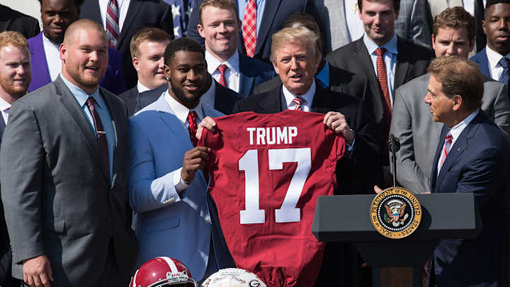 Alabama's Football Team Visits the White House to Celebrate Their National Championship Win Alabama's Football Team Visits the White House to Celebrate Their National Championship Win