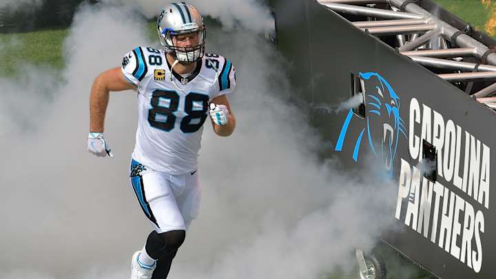Report: Panthers Tight End Greg Olsen Hopes to Return From Foot Injury in Four to Five Weeks