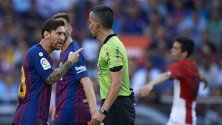 REVELADO | Las palabras de Messi al árbitro al final del partido por las que fue amonestado REVELADO | Las palabras de Messi al árbitro al final del partido por las que fue amonestado