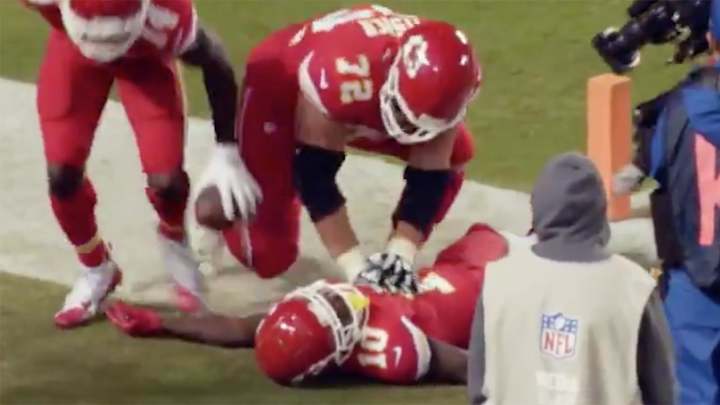 Watch: Chiefs Turn Tyreek Hill Touchdown Celebration Into 'The Office' Parody
