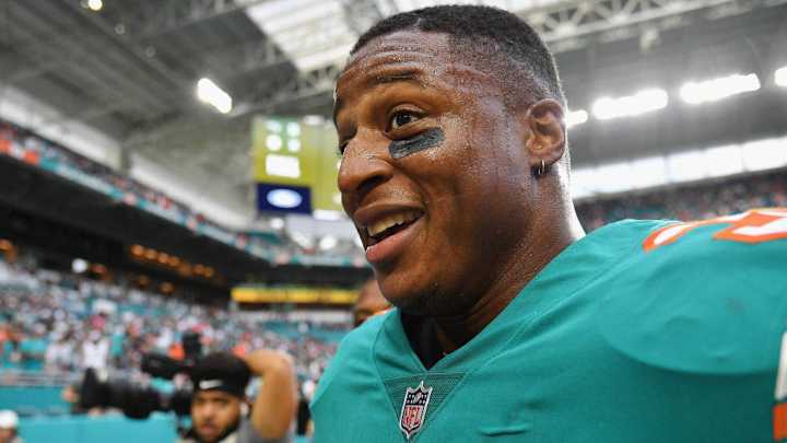 Twitter Reacts to Dolphins' Miracle Touchdown vs. Patriots