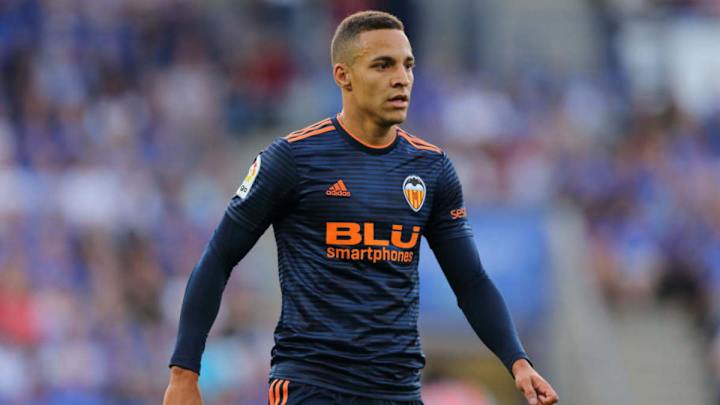 Valencia Boss Issues Rodrigo Warning to Clubs Claiming His Release Clause Must be Met