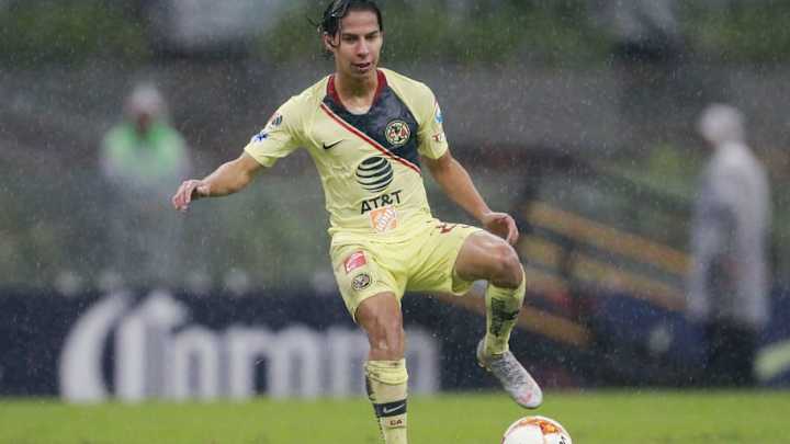 Diego Lainez podría perderse el clásico