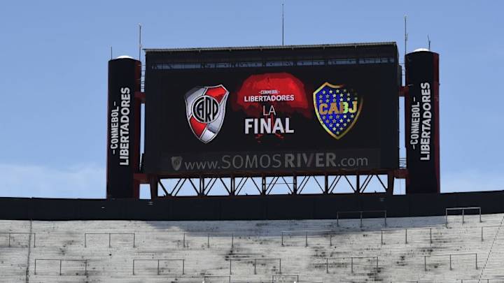 Dani Alves explotó contra la CONMEBOL tras la decisión de jugar el River-Boca en Madrid