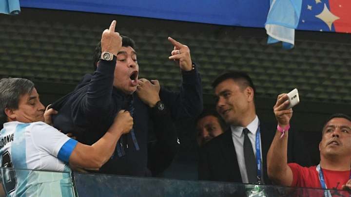 Los mejores memes tras los gestos de Maradona en Argentina-Nigeria Los mejores memes tras los gestos de Maradona en Argentina-Nigeria