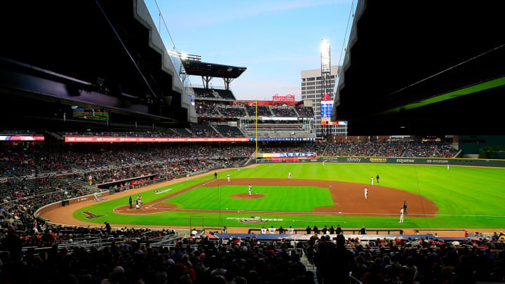 Braves TV Reporter Hit by Foul Ball, Her Eye Socket Broken Braves TV Reporter Hit by Foul Ball, Her Eye Socket Broken
