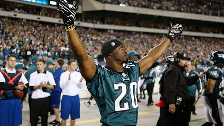 Brian Dawkins Opens Up About His Battle With Depression Brian Dawkins Opens Up About His Battle With Depression