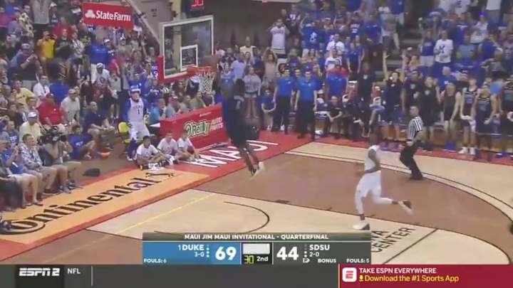 Watch: Zion Williamson Rises Above Rim for Windmill Slam vs. San Diego State Watch: Zion Williamson Rises Above Rim for Windmill Slam vs. San Diego State