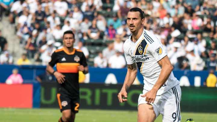 Zlatan Ibrahimovic publicó su 11 ideal histórico y no está Cristiano Ronaldo Zlatan Ibrahimovic publicó su 11 ideal histórico y no está Cristiano Ronaldo