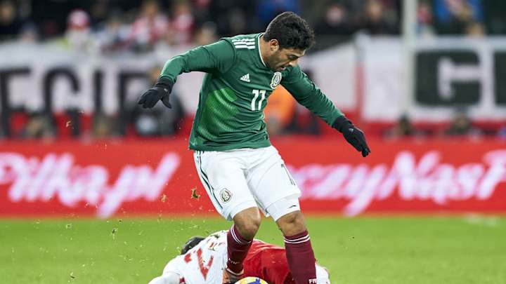 LEYENDA: Hugo Sánchez defiende la decisión de Carlos Vela de emigrar a la MLS