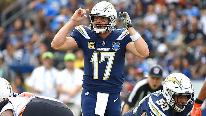 Fantasy Football Week 16 Start ’Em, Sit ’Em: Don’t Think About Benching Philip Rivers Fantasy Football Week 16 Start ’Em, Sit ’Em: Don’t Think About Benching Philip Rivers